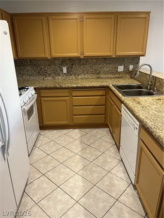 $1,900 | 2143 Raspberry Hill Road, Las Vegas, NV 89142