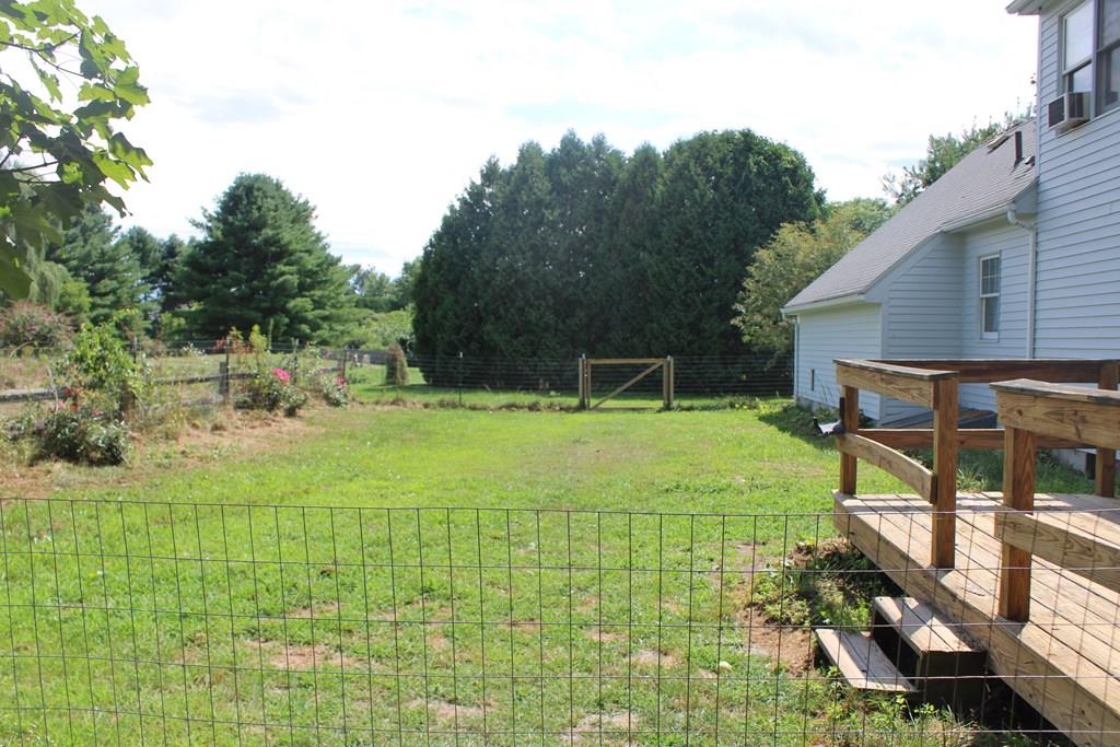180 Hadley Road Sunderland, MA 01375 - Photo 4 of 19