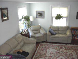 739 Stanbridge Road Drexel Hill, PA 19026 - Photo 3 of 6