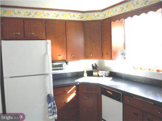 739 Stanbridge Road Drexel Hill, PA 19026 - Photo 4 of 6