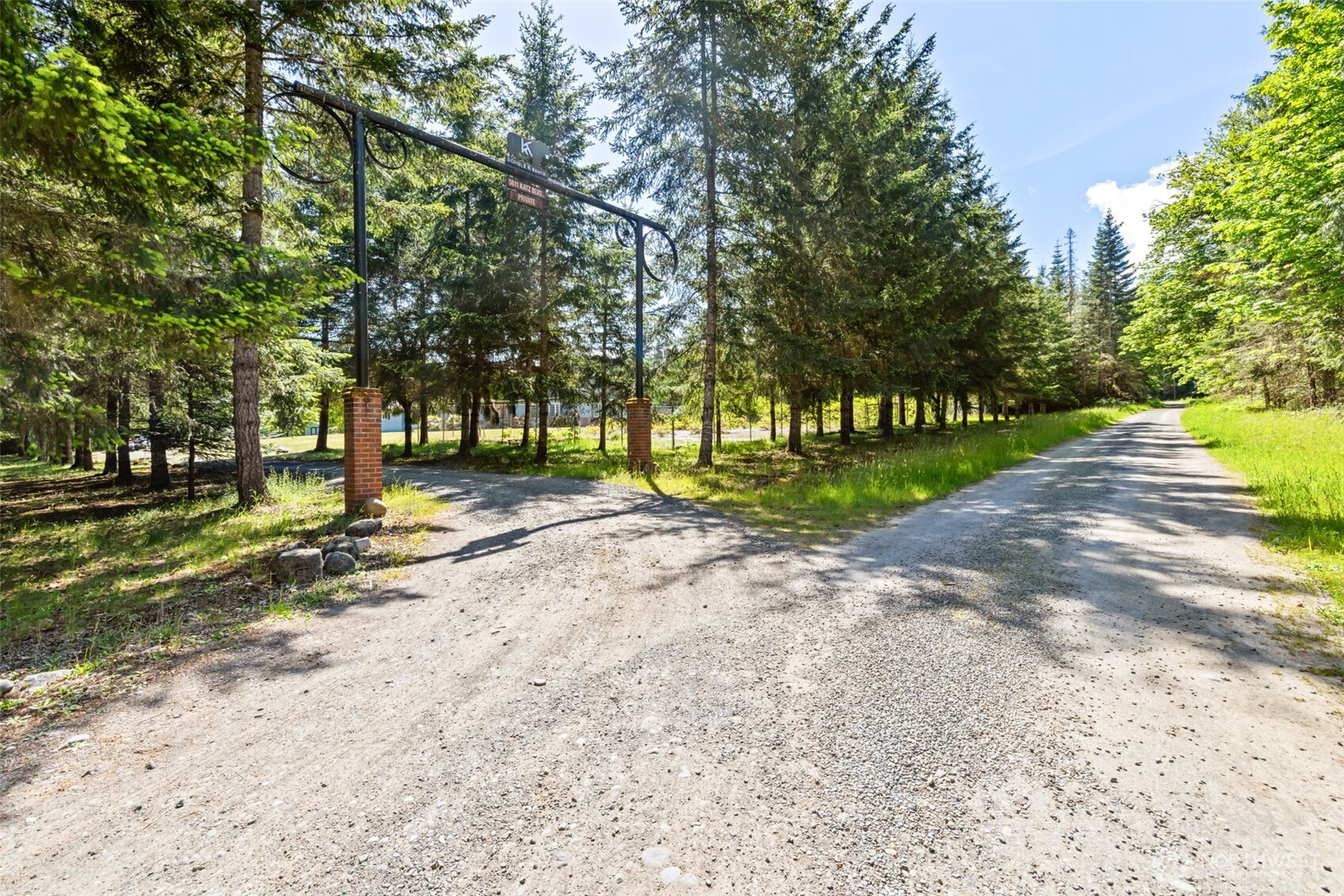 5611 South Doss Road Port Angeles, WA 98362 - Photo 36 of 40