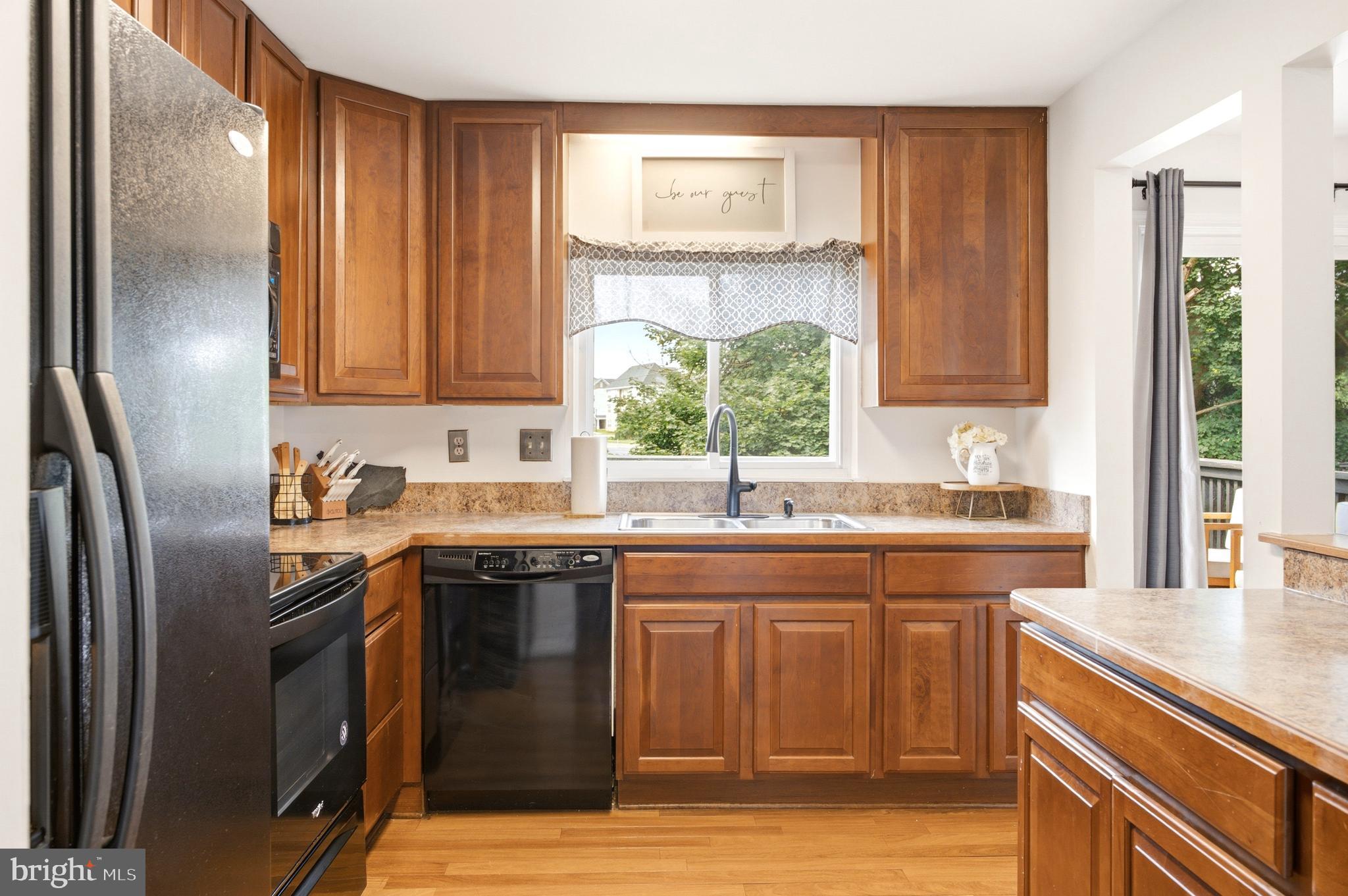5752 Sunset View Lane Frederick, MD 21703 - Photo 4 of 18 Kitchen