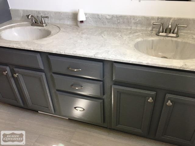 58310 Ray Center Road Ray, MI 48096 - Photo 17 of 32 31315447-16.JPG