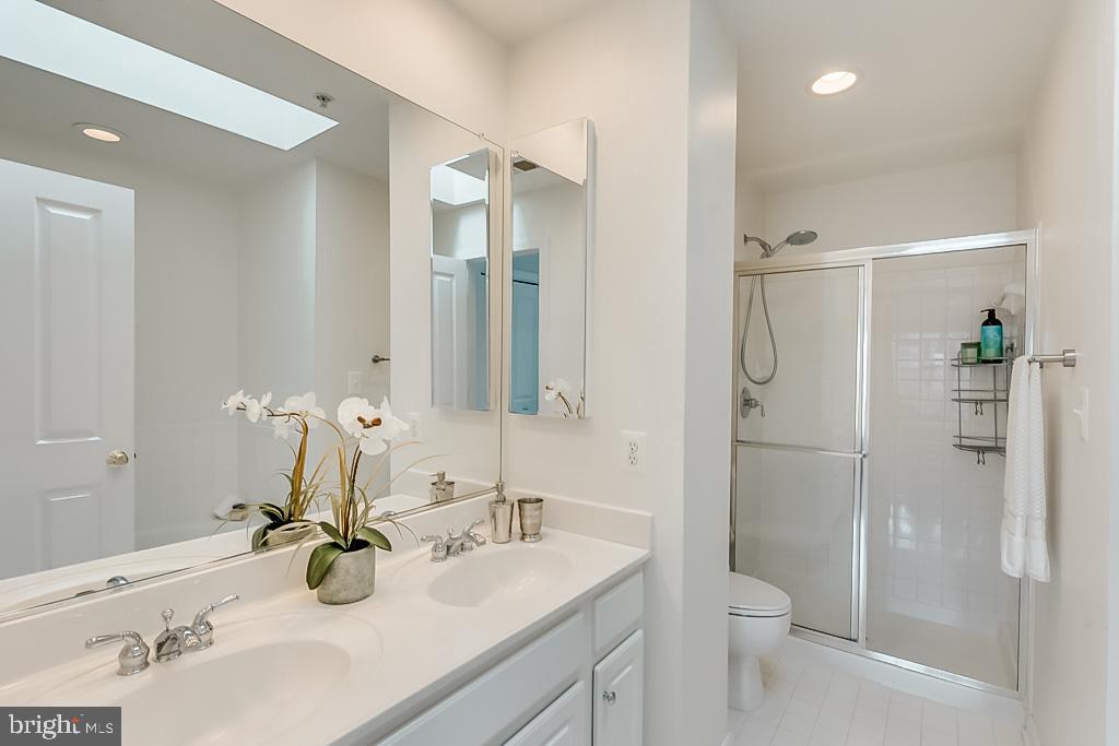 1208 W Street Northwest Washington, DC 20009 - Photo 23 of 28