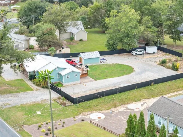 $450,000 | 6071 North Main Street Southeast, Acworth, GA 30101