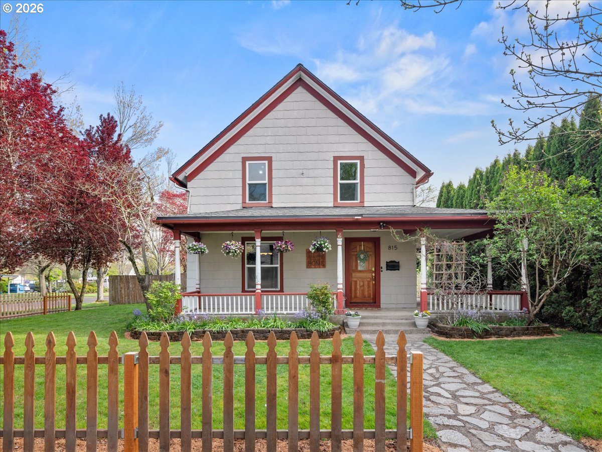 815 Shipping Street Northeast Salem, OR 97301 - Photo 1 of 45 a front view of a house with a garden