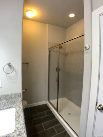 $1,695 | 354 Creekside Curve, New Braunfels, TX 78130