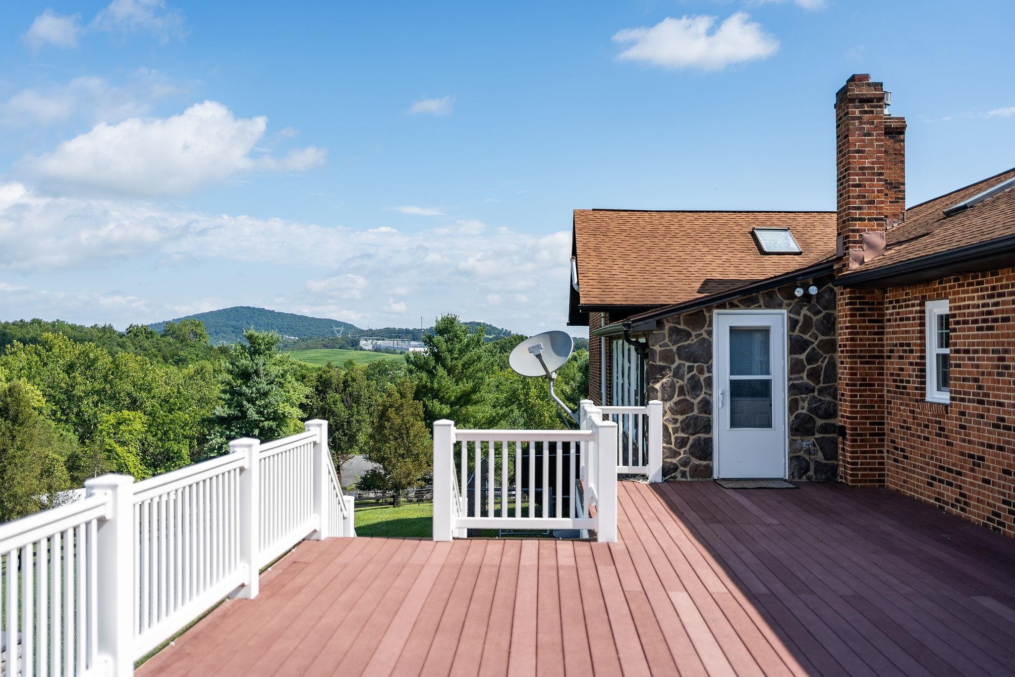 308 Stonewall Road Weyers Cave, VA 24486 - Photo 15 of 71