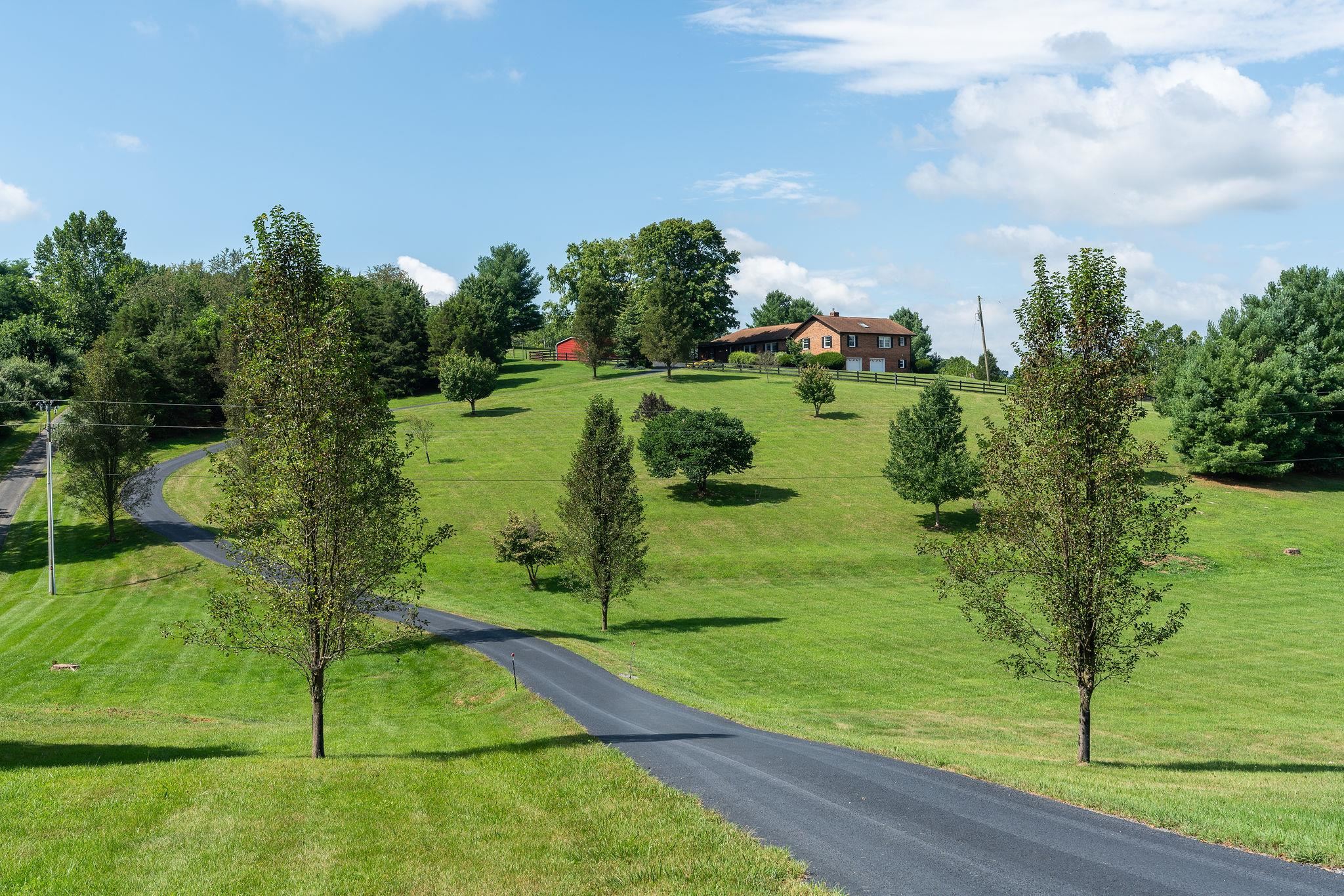 308 Stonewall Road Weyers Cave, VA 24486 - Photo 27 of 71