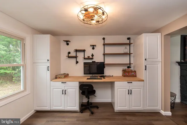 $360,000 | 815 Berrywood Lane, Absecon, NJ 08205