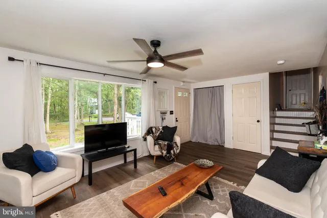 $360,000 | 815 Berrywood Lane, Absecon, NJ 08205