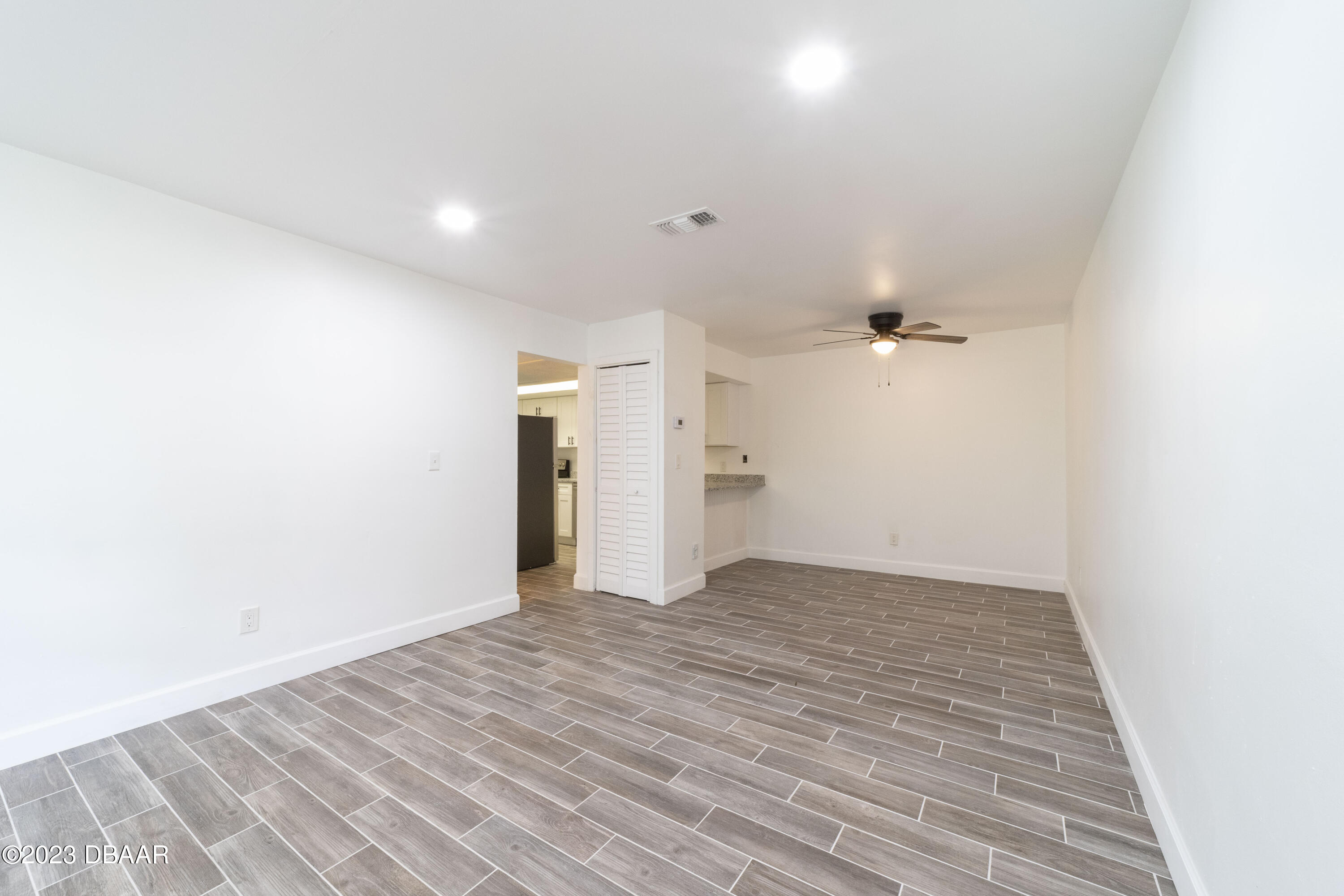 526 Live Oak Street, Unit 1050 Edgewater, FL 32132 - Photo 4 of 26