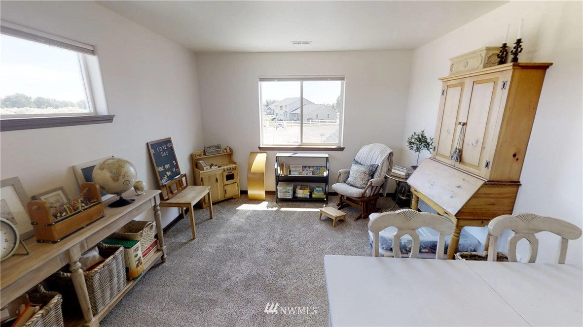 5625 Rd J.4 Northeast Moses Lake, WA 98837 - Photo 21 of 24 Gallery Image 21