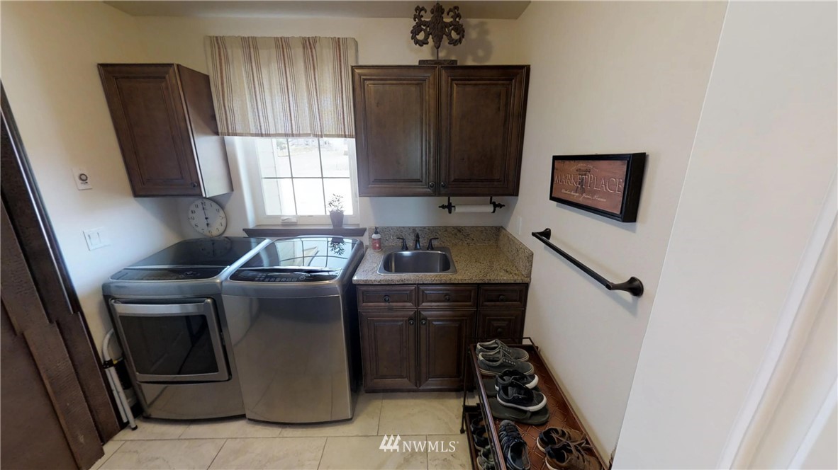 5625 Rd J.4 Northeast Moses Lake, WA 98837 - Photo 24 of 24 Gallery Image 24
