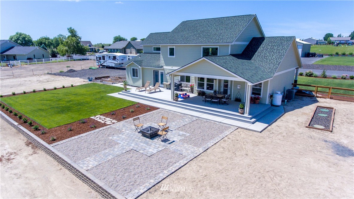 5625 Rd J.4 Northeast Moses Lake, WA 98837 - Photo 4 of 24 Gallery Image 4