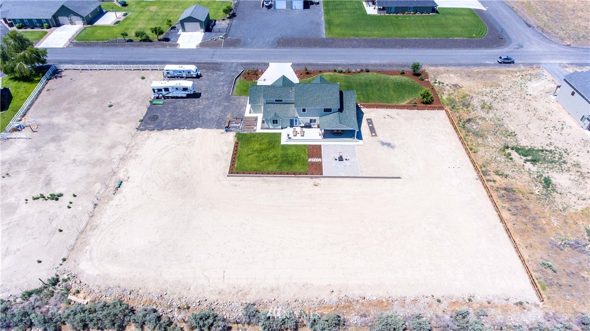 5625 Rd J.4 Northeast Moses Lake, WA 98837 - Photo 8 of 24 Gallery Image 8