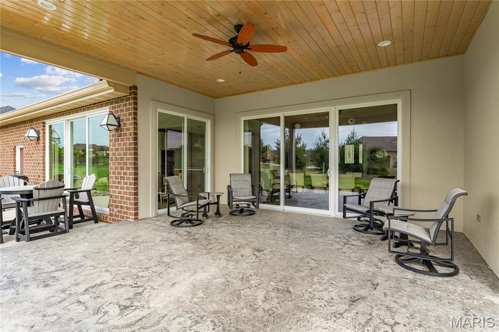 512 Benjamin Lane Waterloo, IL 62298 - Photo 11 of 70