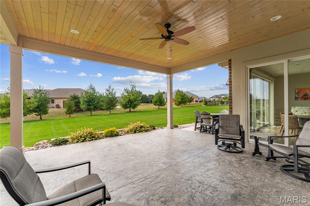 512 Benjamin Lane Waterloo, IL 62298 - Photo 12 of 70