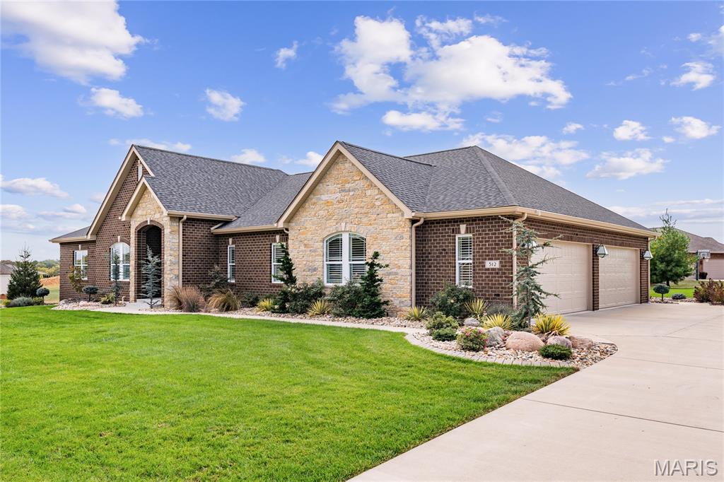 512 Benjamin Lane Waterloo, IL 62298 - Photo 5 of 70