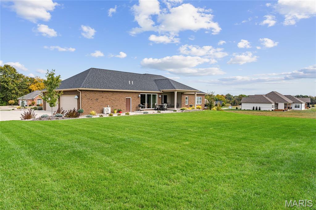 512 Benjamin Lane Waterloo, IL 62298 - Photo 7 of 70