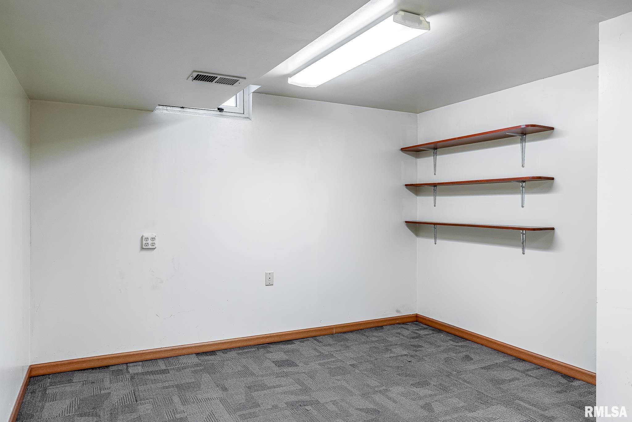 3005 15th Street Moline, IL 61265 - Photo 17 of 18