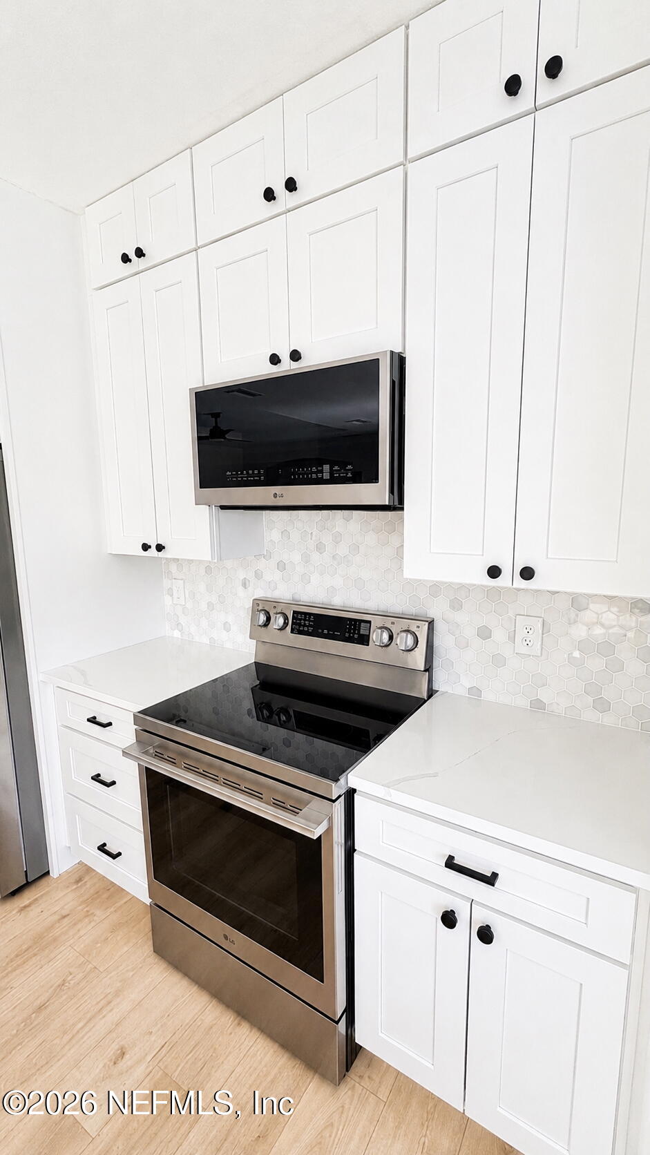3136 Tindall Farms Road St. Augustine, FL 32084 - Photo 13 of 38 13. Stove