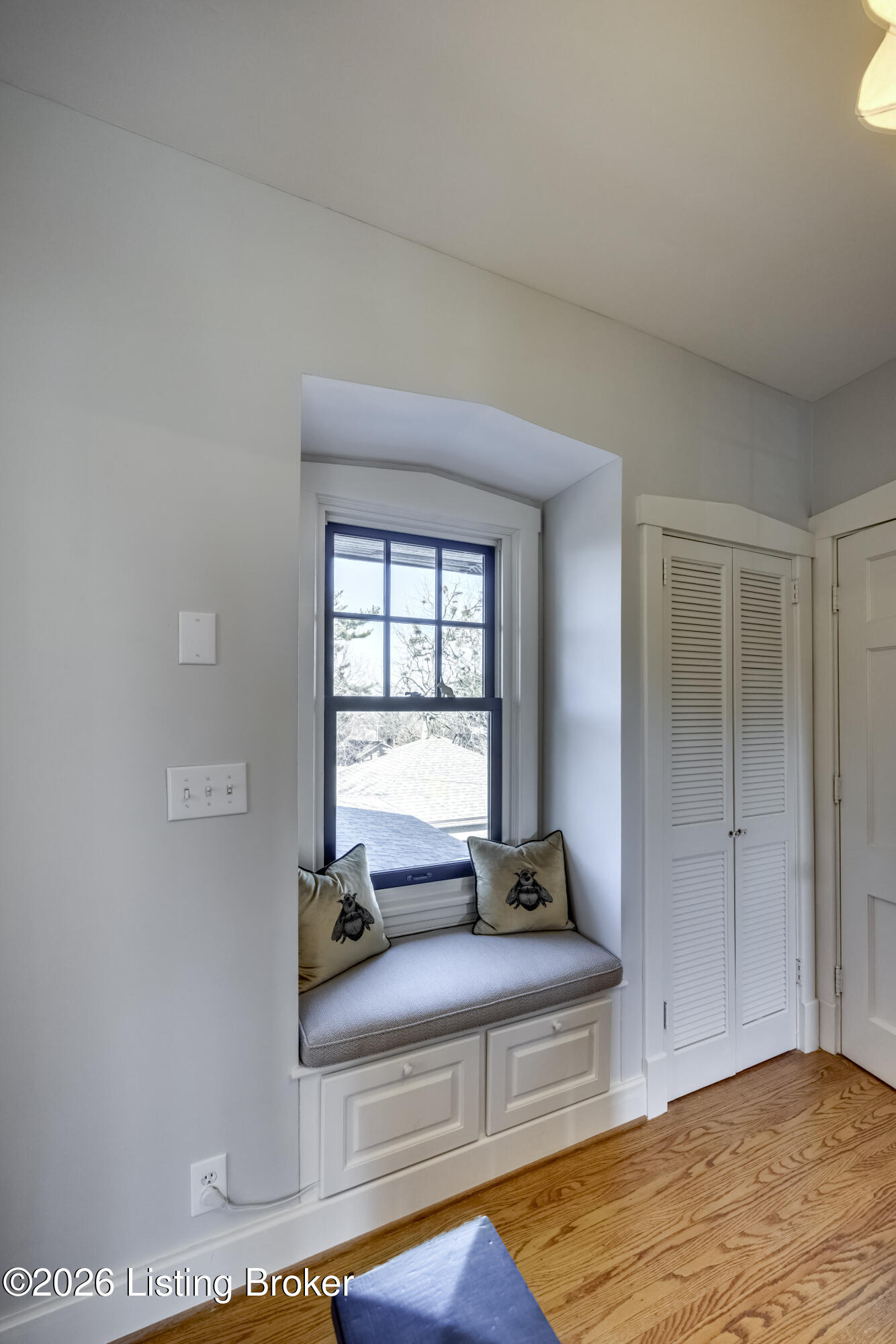 2207 Edgehill Road Louisville, KY 40205 - Photo 36 of 82 2Y0A2298-A
