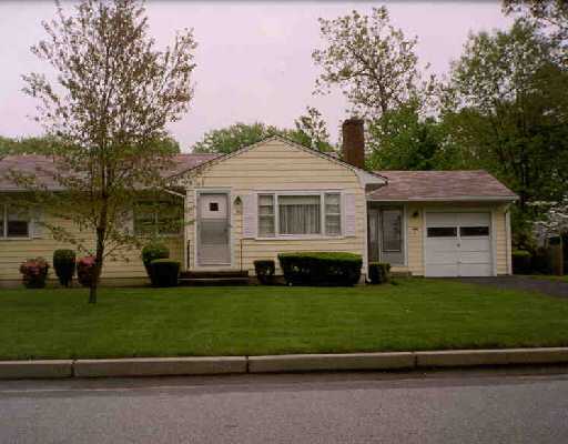 82 Park Forest Road Cranston, RI 02920 - Photo 1 of 1 Exterior Front.