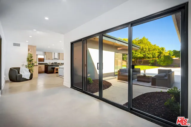 $9,499 | 6236 Sale Avenue, Woodland Hills, CA 91367