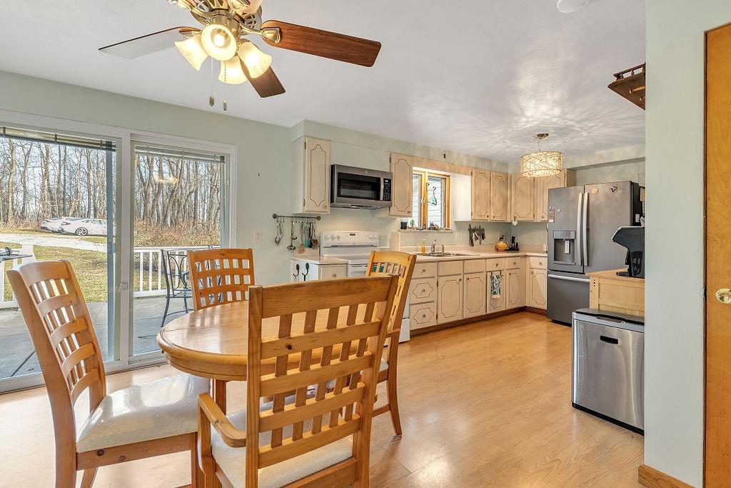 252 C Engle Road Industry, PA 15052 - Photo 4 of 25