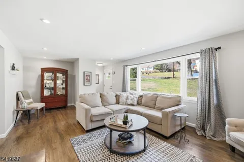 $749,000 | 28 Raynor Road, Morristown, NJ 07960