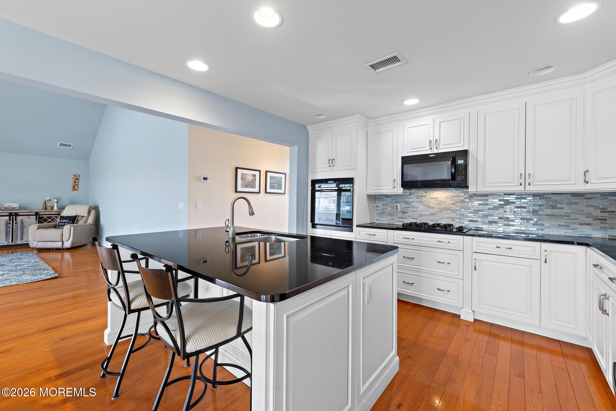 176 Peter Road Manahawkin, NJ 08050 - Photo 13 of 47 176 Peter Rd (27)