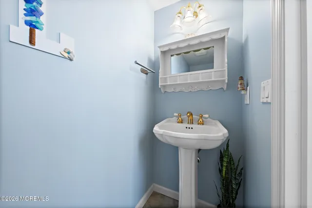 $1,199,999 | 176 Peter Road, Manahawkin, NJ 08050