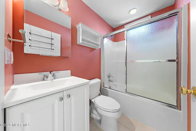 $1,199,999 | 176 Peter Road, Manahawkin, NJ 08050