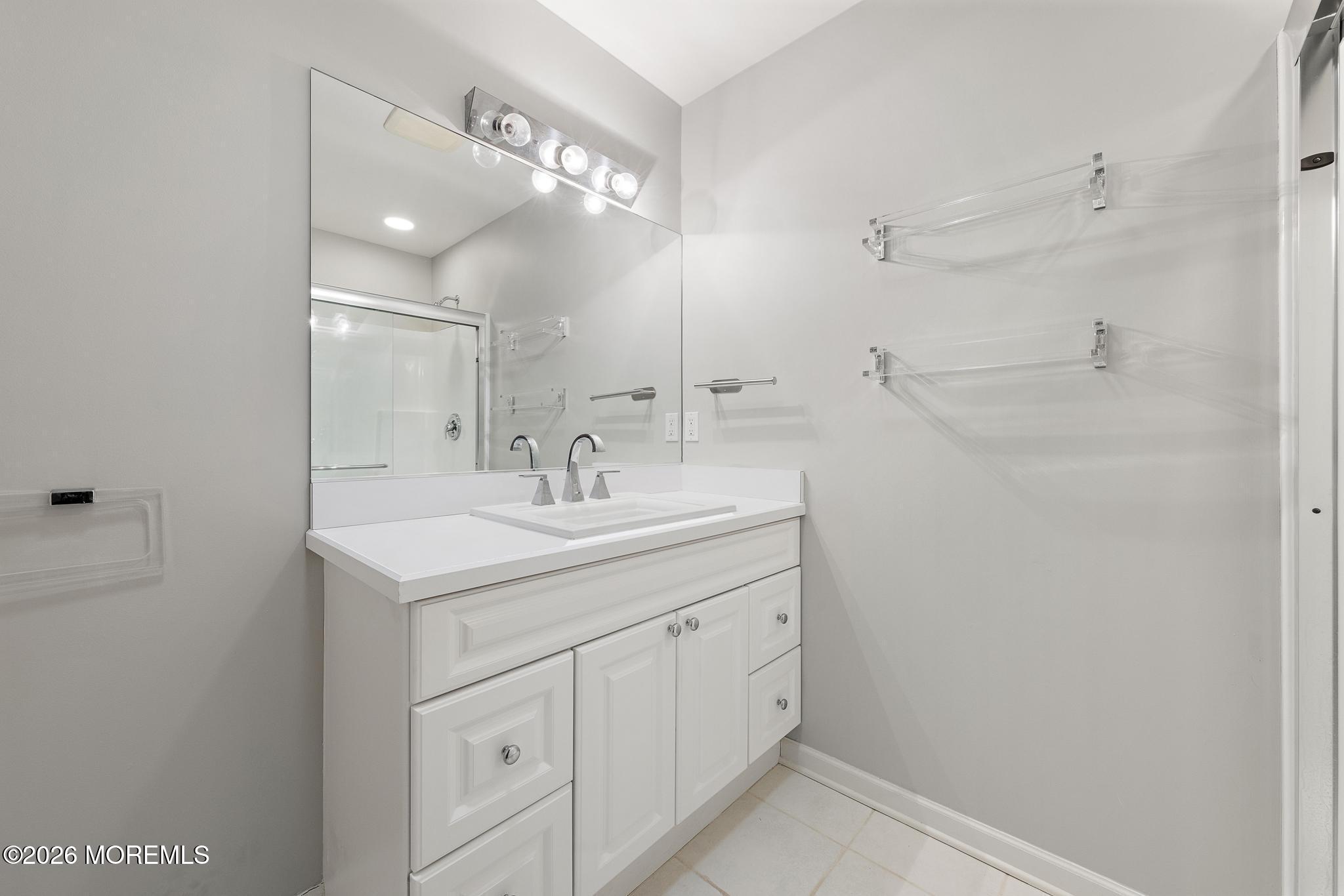 176 Peter Road Manahawkin, NJ 08050 - Photo 34 of 47 176 Peter Rd (53)