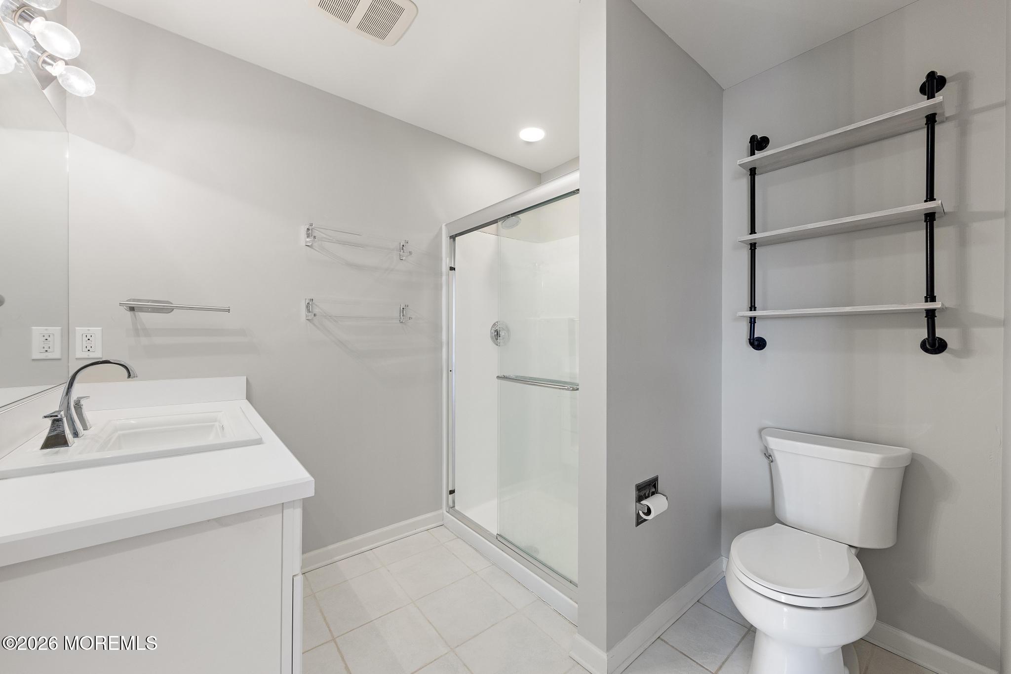 176 Peter Road Manahawkin, NJ 08050 - Photo 35 of 47 176 Peter Rd (54)