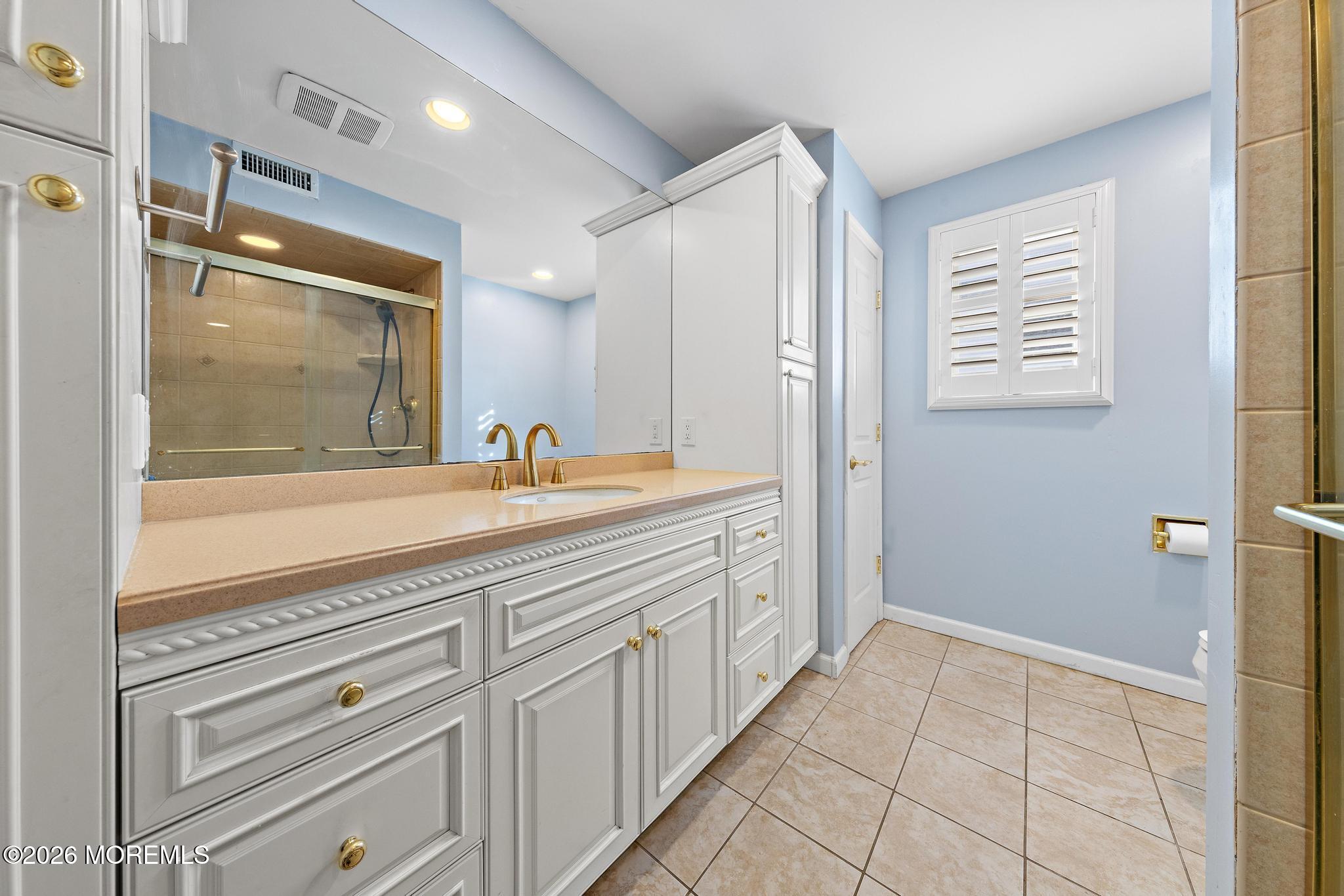 176 Peter Road Manahawkin, NJ 08050 - Photo 10 of 47 176 Peter Rd (59)