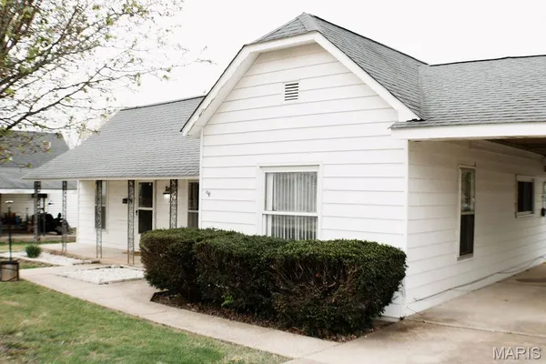 $179,900 | 113 South Ravencrest Street, Desloge, MO 63601