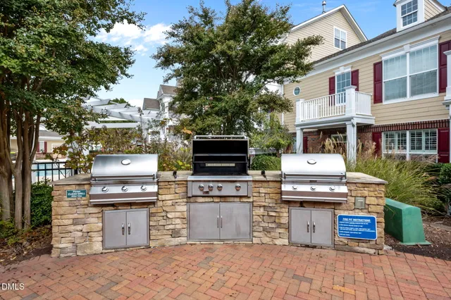 $375,000 | 10529 Sablewood Drive, Unit 112, Raleigh, NC 27617