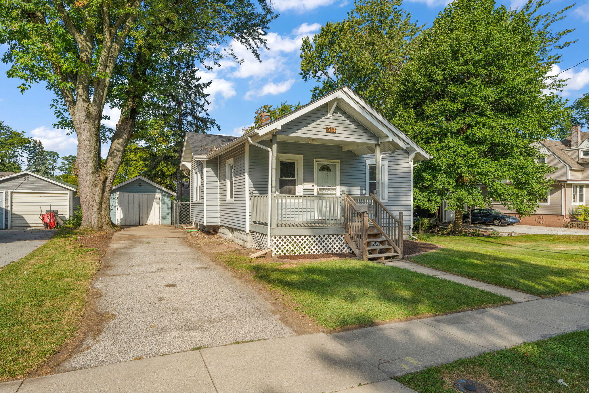 511 North West Street Crown Point, IN 46307 - Photo 4 of 17 a front view of a house with a yard