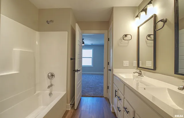 $230,000 | 1006 South 4th Street, Clinton, IA 52732