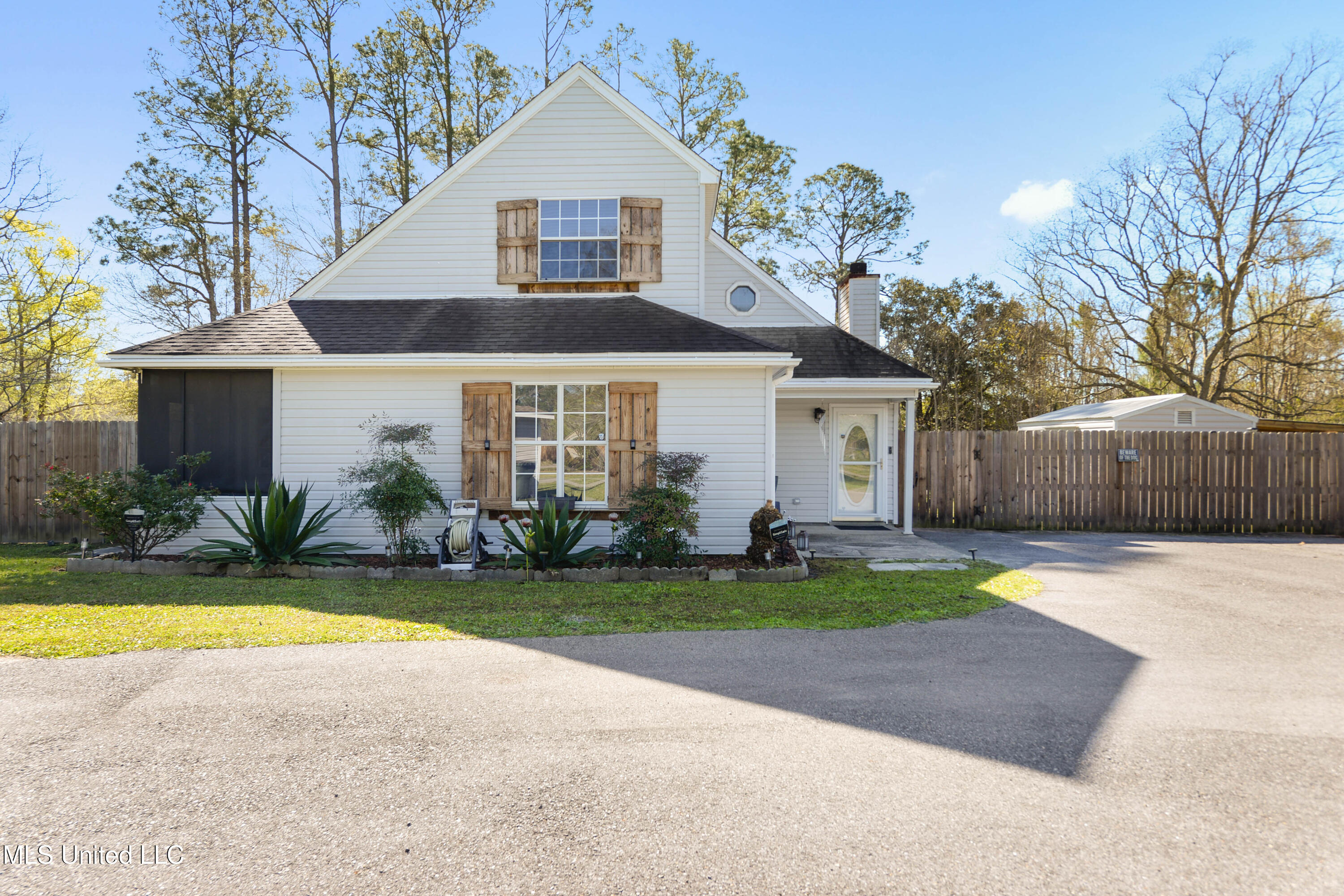 7124 Smith Road Long Beach, MS 39560 - Photo 1 of 35 001