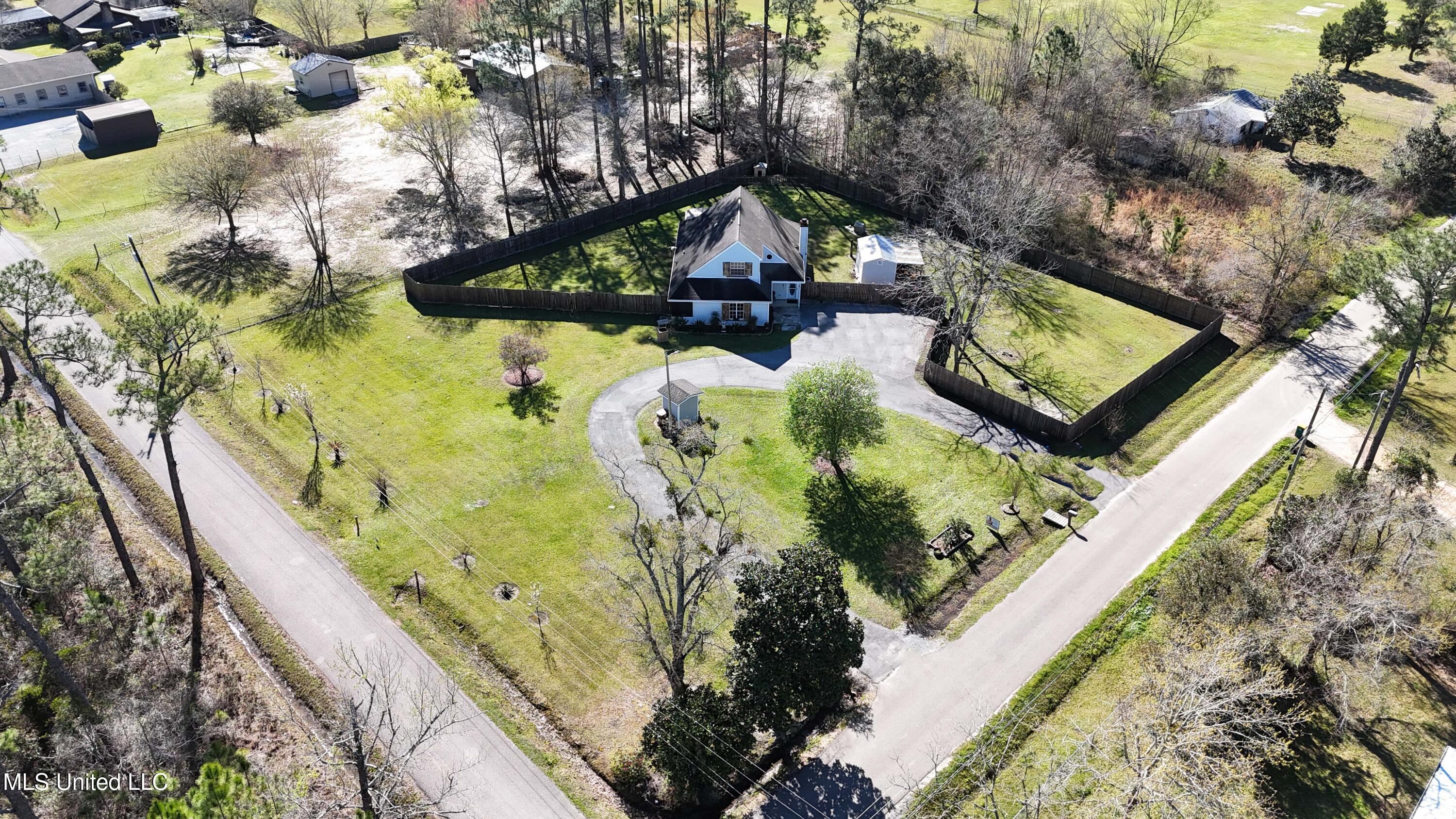7124 Smith Road Long Beach, MS 39560 - Photo 28 of 35 028