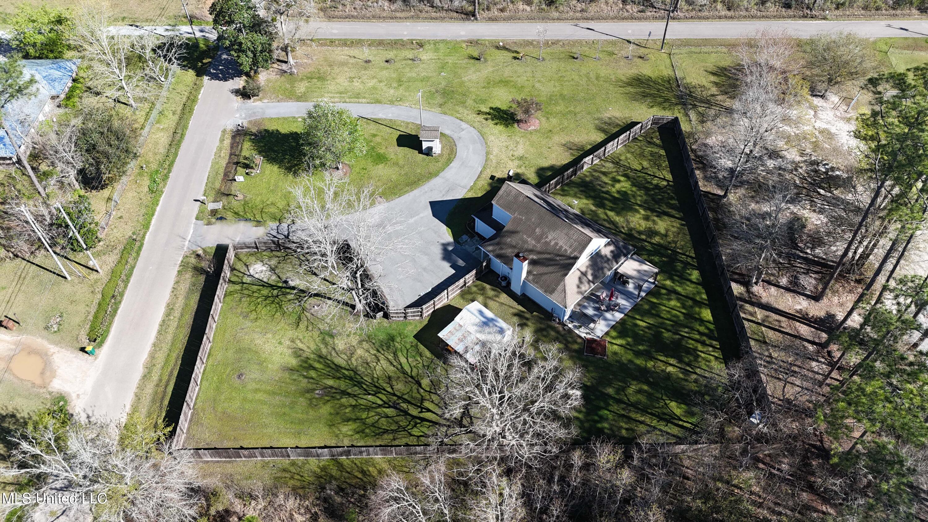 7124 Smith Road Long Beach, MS 39560 - Photo 33 of 35 033