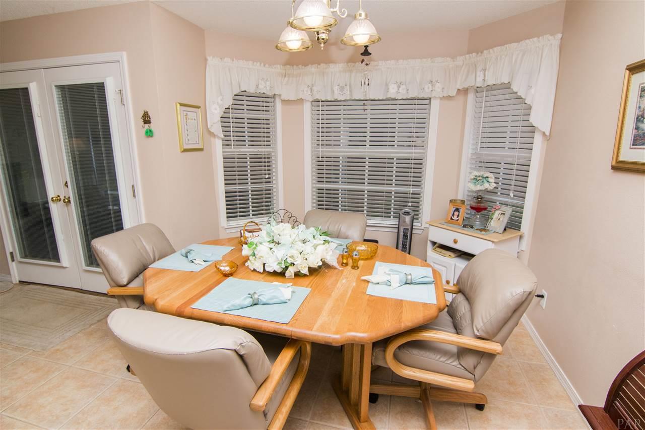 6014 Ridgeview Drive Milton, FL 32570 - Photo 11 of 42