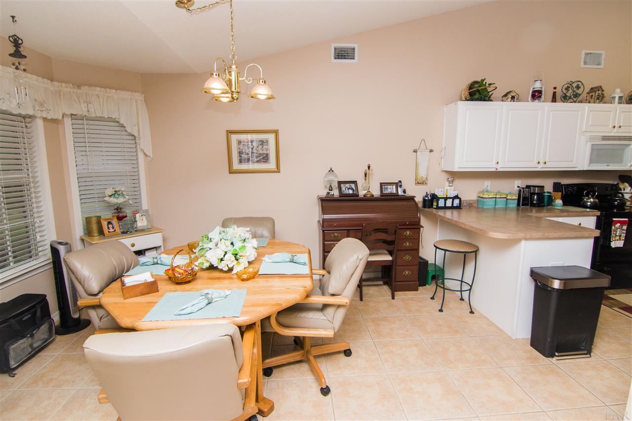 6014 Ridgeview Drive Milton, FL 32570 - Photo 12 of 42