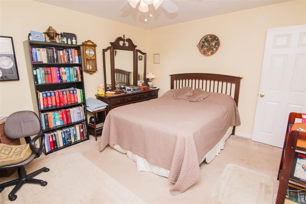 6014 Ridgeview Drive Milton, FL 32570 - Photo 17 of 42