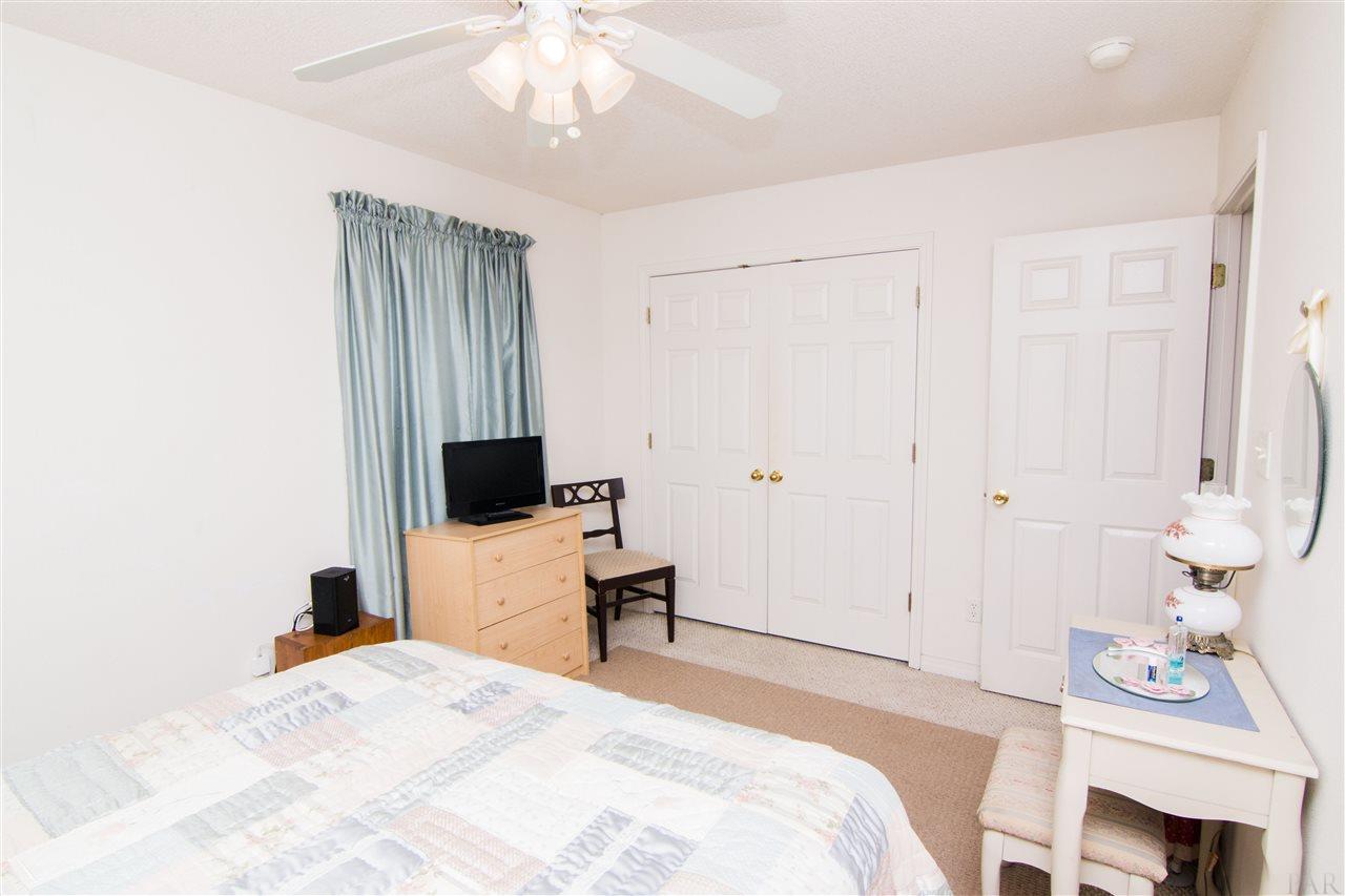 6014 Ridgeview Drive Milton, FL 32570 - Photo 18 of 42