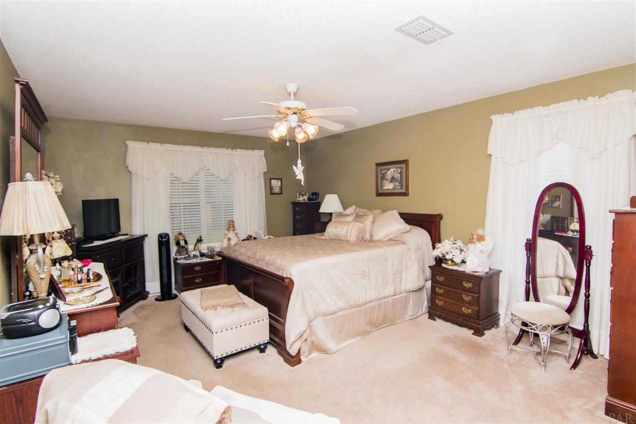 6014 Ridgeview Drive Milton, FL 32570 - Photo 25 of 42