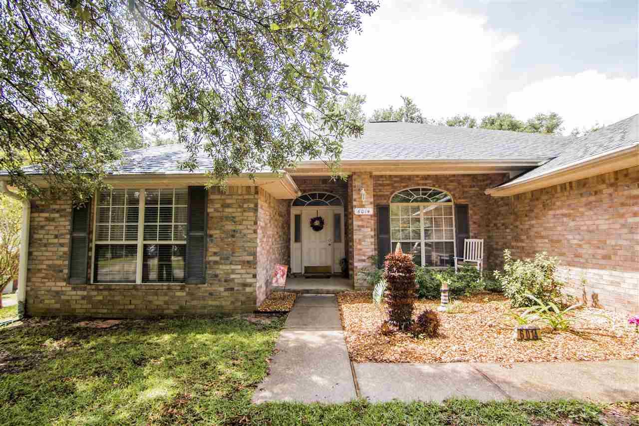 6014 Ridgeview Drive Milton, FL 32570 - Photo 5 of 42